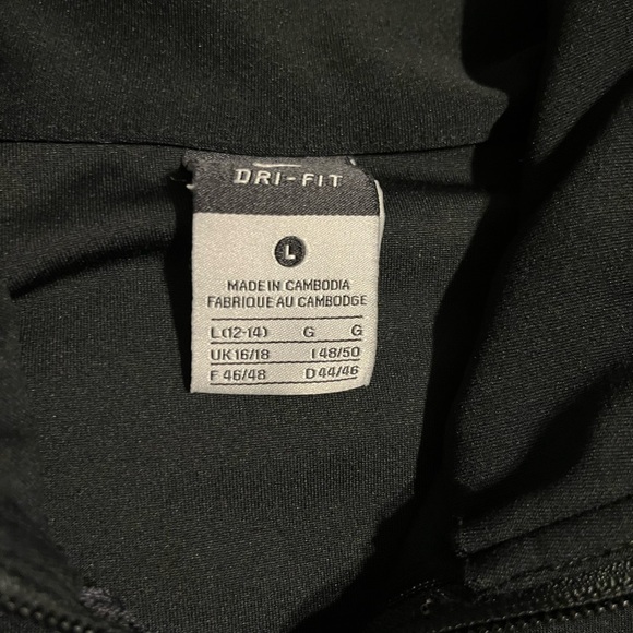 NWT NIKE SET TIGHT FIT HIGH RISE 7/8 LENGTH SIZE LARGE - Picture 7 of 7